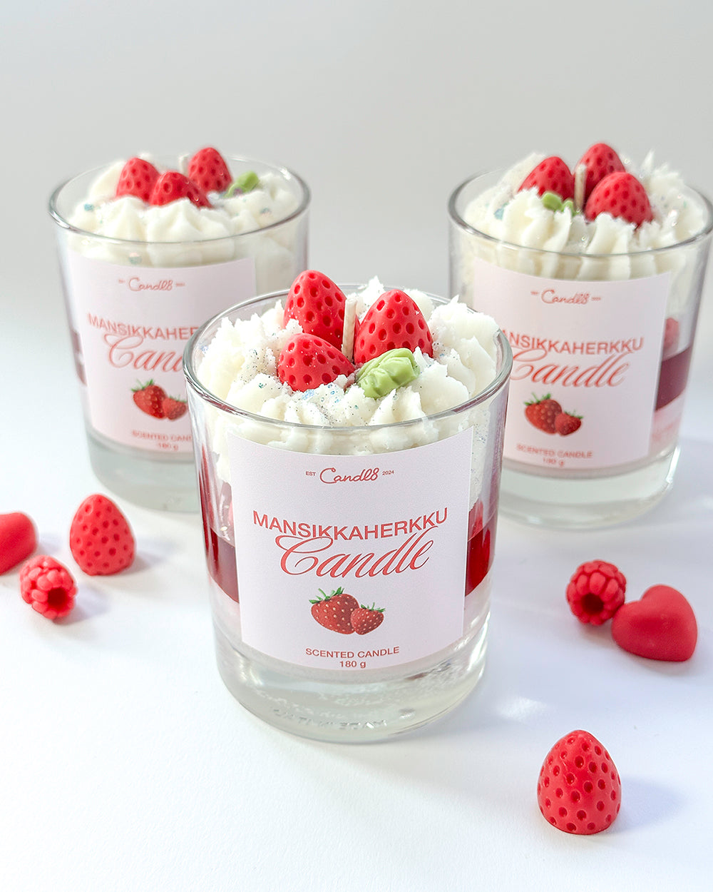 Mansikkaherkku - Strawberry Dessert Candle