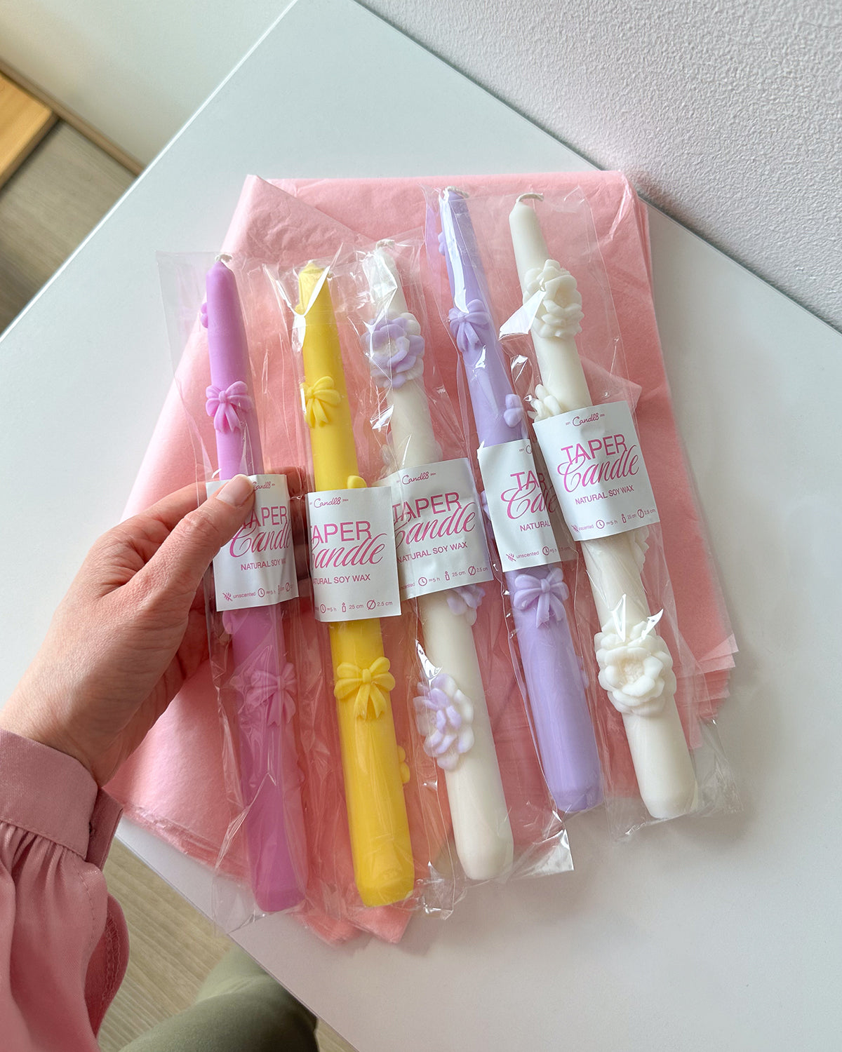Bow Taper Candle
