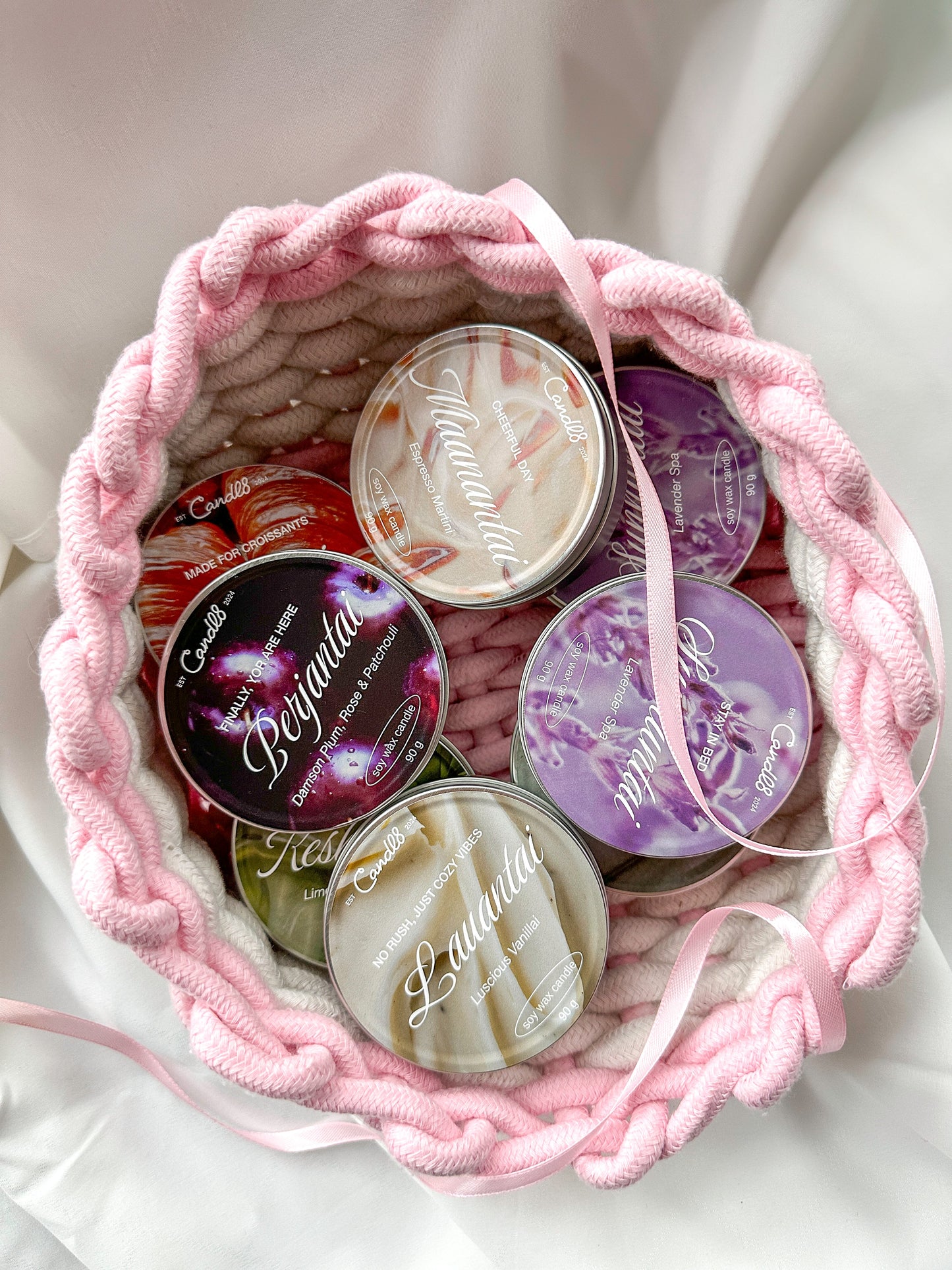 "Perjantai" Candle 90g - Damson Plum, Rose & Patchouli Scent
