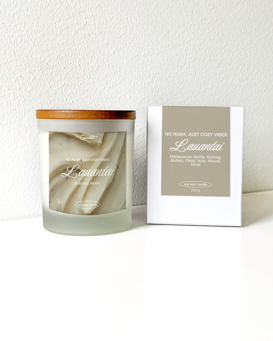 "Lauantai" Candle 220g - Luscious Vanilla Scent