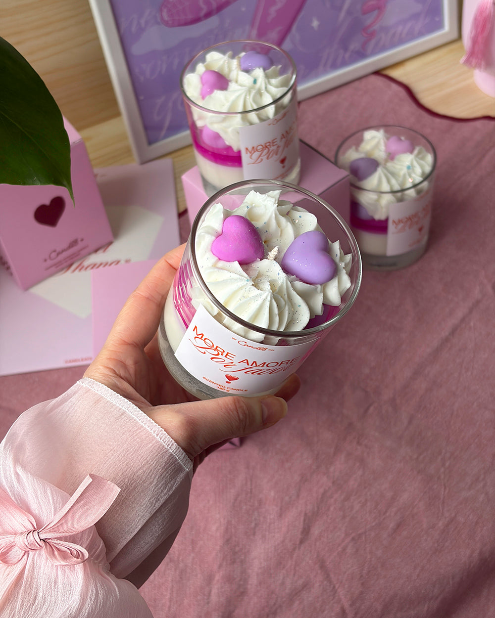 More Amor Por Favor – Sweet Heart Dessert Candle