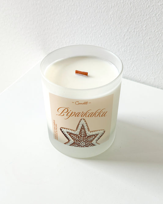 "Piparkakku" Candle 220g - Gingerbread Scent
